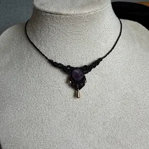 Handmade macramé choker with dogtooth amethyst