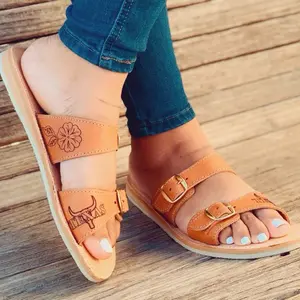State leather sandals