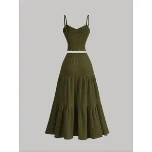 Women's Solid Crop Top & A-line Skirt Two-piece Set, Casual Fashion Cozy Minimalist Basic Two Piece Spaghetti Strap Outfits for Daily Outdoor Wear