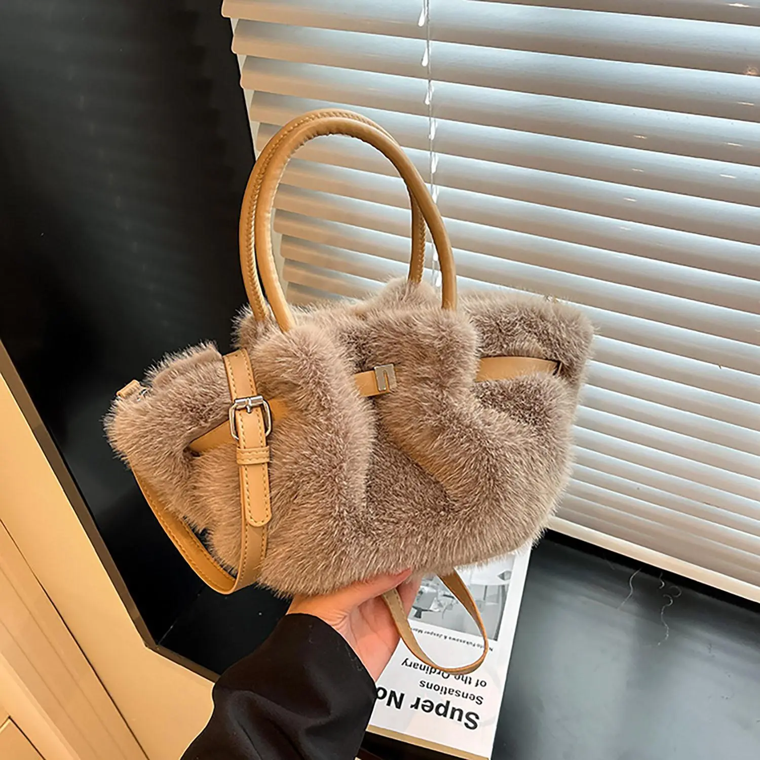 Women's Plush Bucket Bag, Commuter Fashion Trend Fall Winter New
