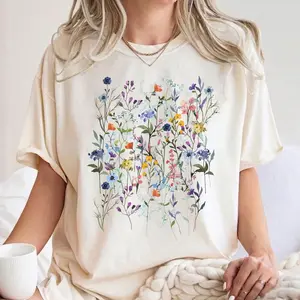 Comfort Colors Vintage Pressed Flowers T-Shirt – Boho Cottagecore Botanical Floral Design, Wildflowers Aesthetic, Gift For Gardener, Trendy Summer Style, Streetwear Style Unisex Fits Cotton Comfort Casual Shirt With Soft Nature Inspired Look