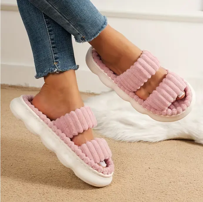 Women'S Indoor Home Comfortable Non-Slip Thick-Soled Slide with Two Straps And an Open Toe Design