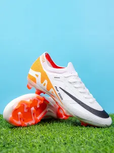 Men's High-End Seamless Football Shoes, Anti-Slip Durable Outdoor Lawn Soccer Shoes, Super Grip and Support, Fashionable and Stylish
