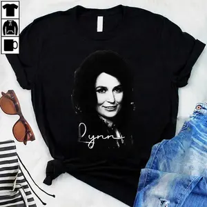 RIP Loretta Lynn  T-Shirt