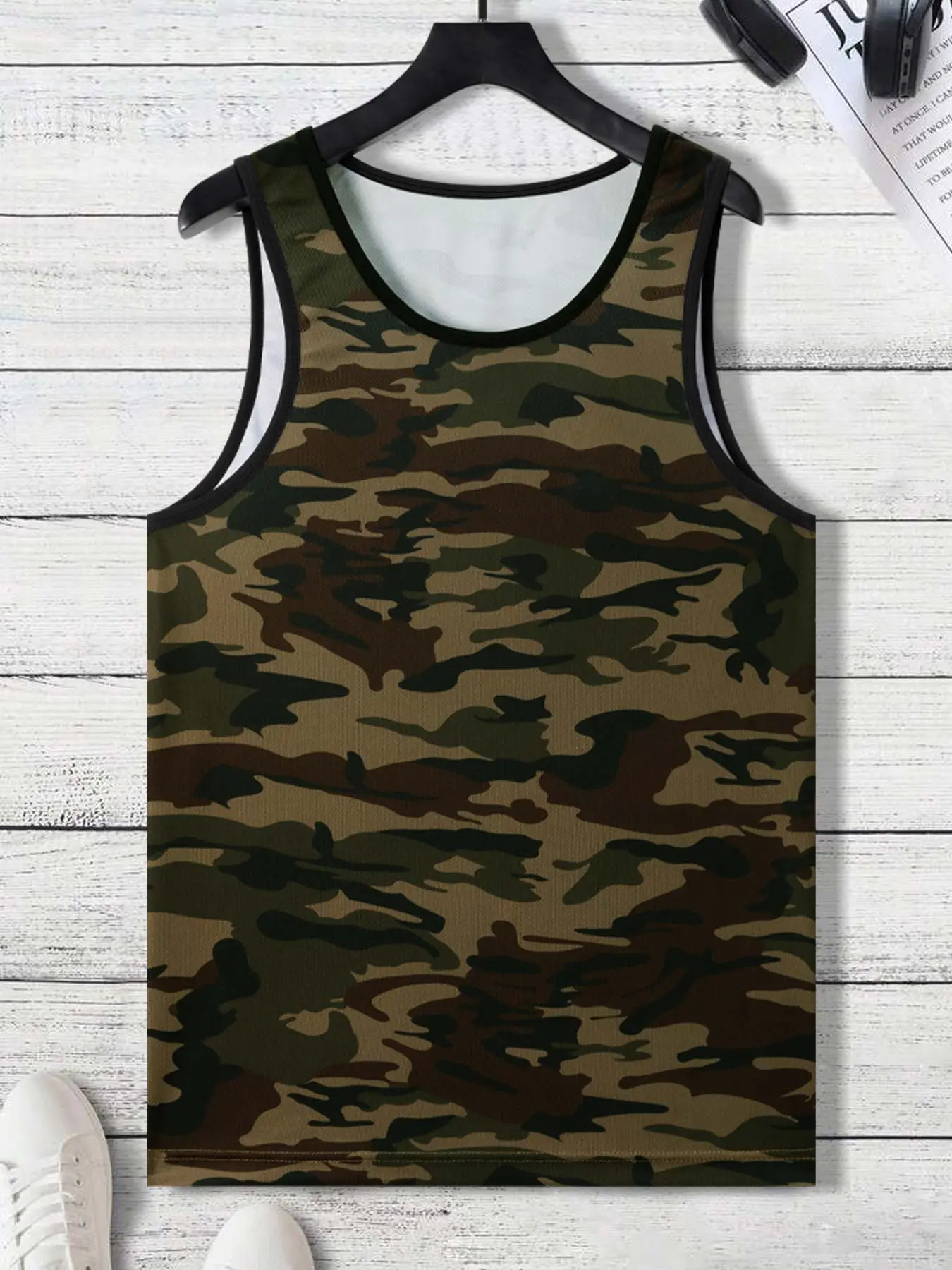 Men’s Woodland Camo Sleeveless Tank Top - Menswear Mesh Graphic Multi Wear Short Camo Vest, Classic Military Print, Breathable Fabric, Ideal For Gym Workouts & Casual Hangouts, Mesh Graphic Vests