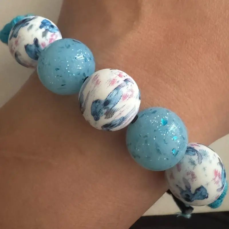 Blue Alien Bracelet - Decorative Beads with Blue and Pink Patterns, Lightweight Design, Ideal for Everyday Wear