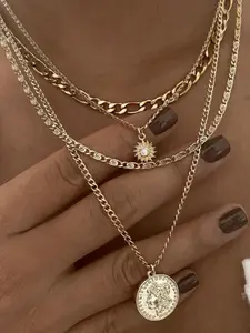 Elegant Long Necklace Accessory, Luxurious Light Luxury Sweater Pendant, Unique Lockbone Chain for Fall Winter, Stylish Jewelry