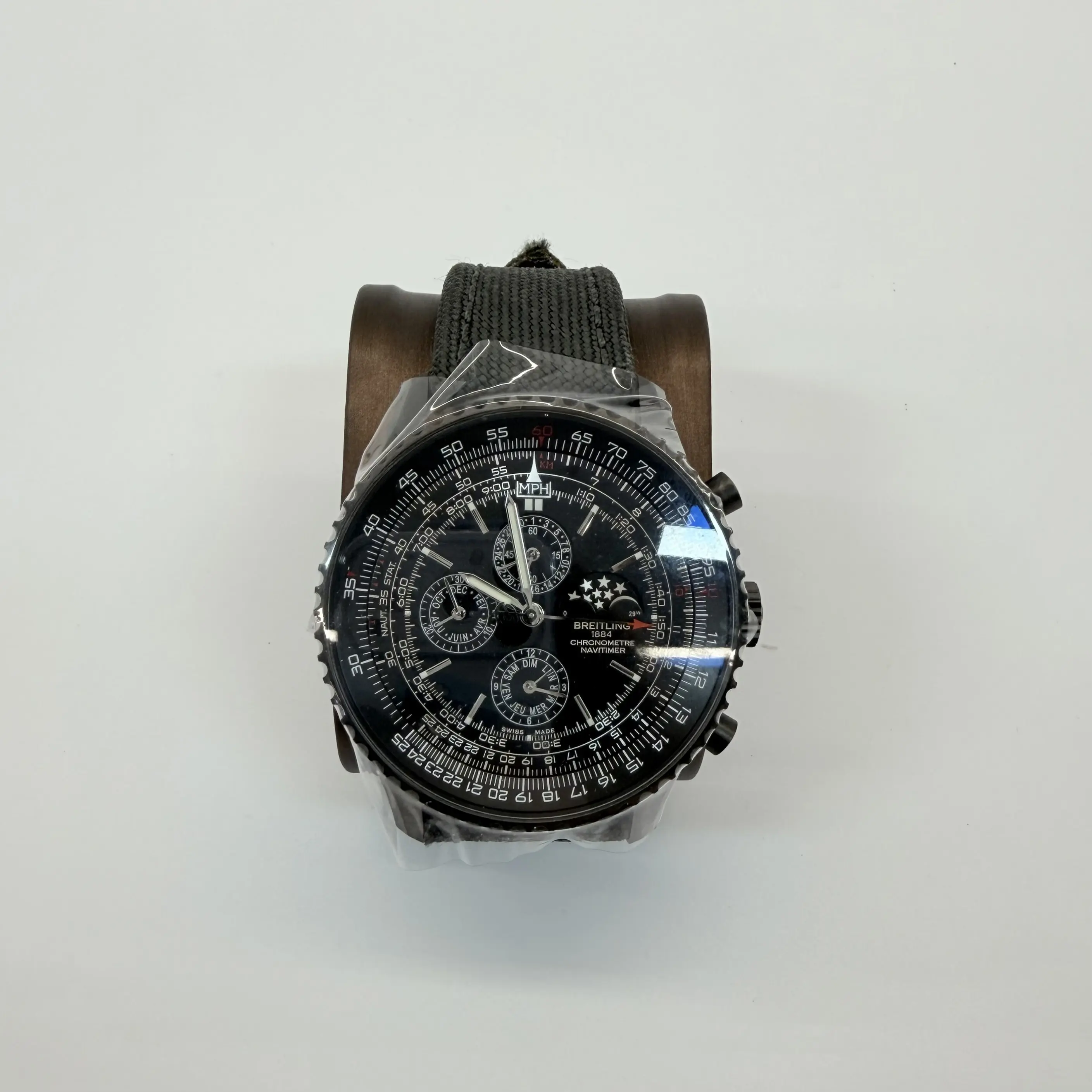 Breitling Navitimer, Model A2135024.BE62.252S.A20D.2, Stainless Steel, Automatic Movement, 46mm Case Diameter, N23348940
