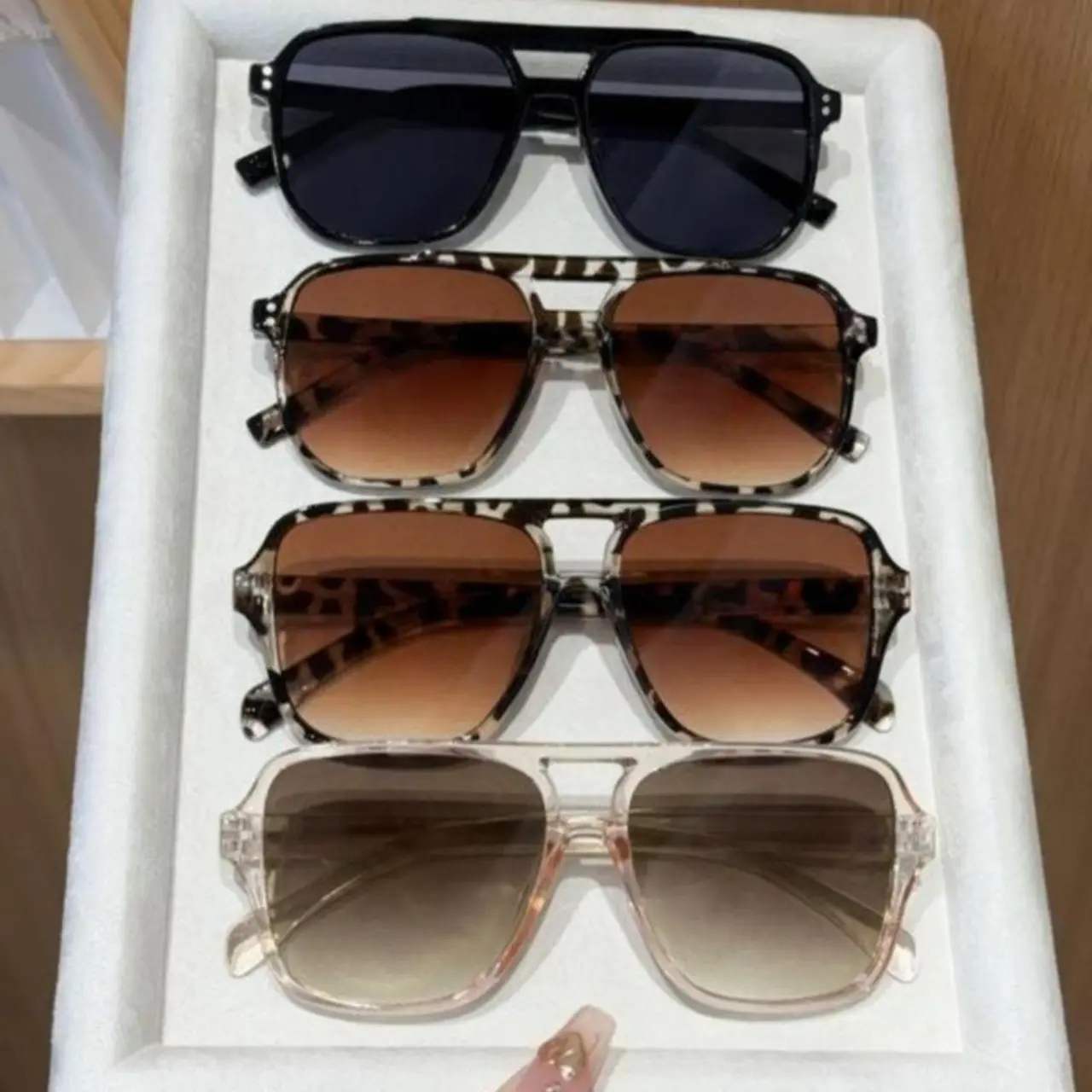 4-Pack Y2K Retro Unisex Aviator Sunglasses - Polarized Lightweight Square Shades for Trendy Daily & Outdoor Looks