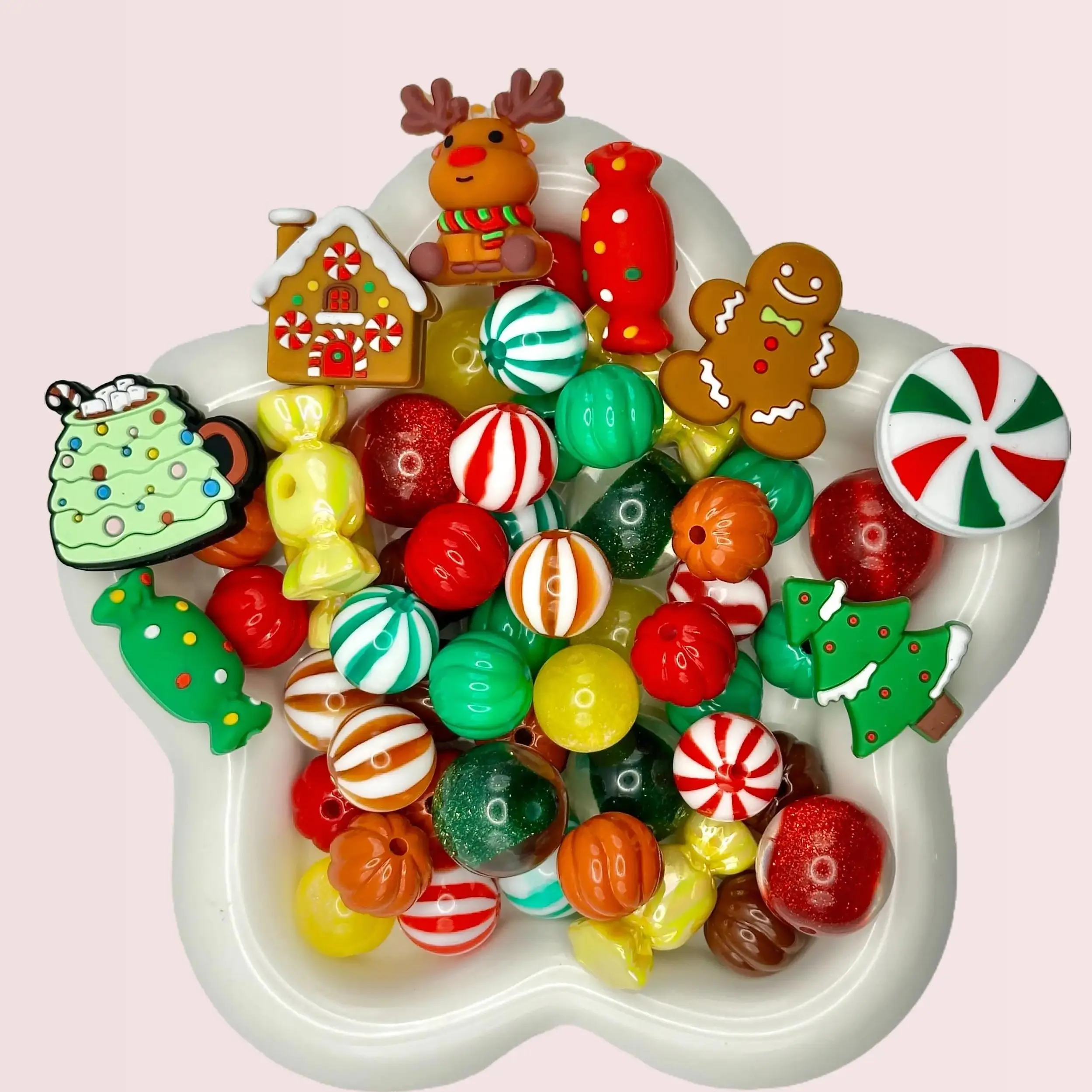 Gingerbread Lane Christmas Bead Mix with Focal Beads Included - 16 mm & 20 mm Resin & Acrylic Beads - Glitter Beads - for Crafting and DIY Projects - Gingerbread Men - Gingerbread House - Reindeer - Christmas Tree Cocoa - Peppermint Candy Beads