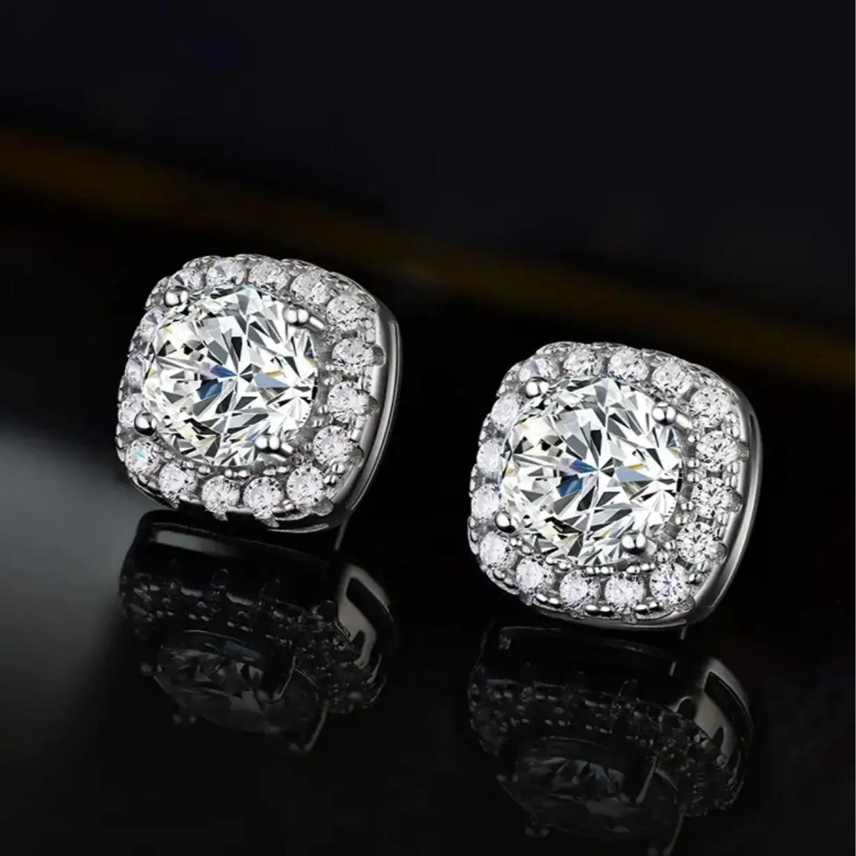 B1:Moissanite (square)