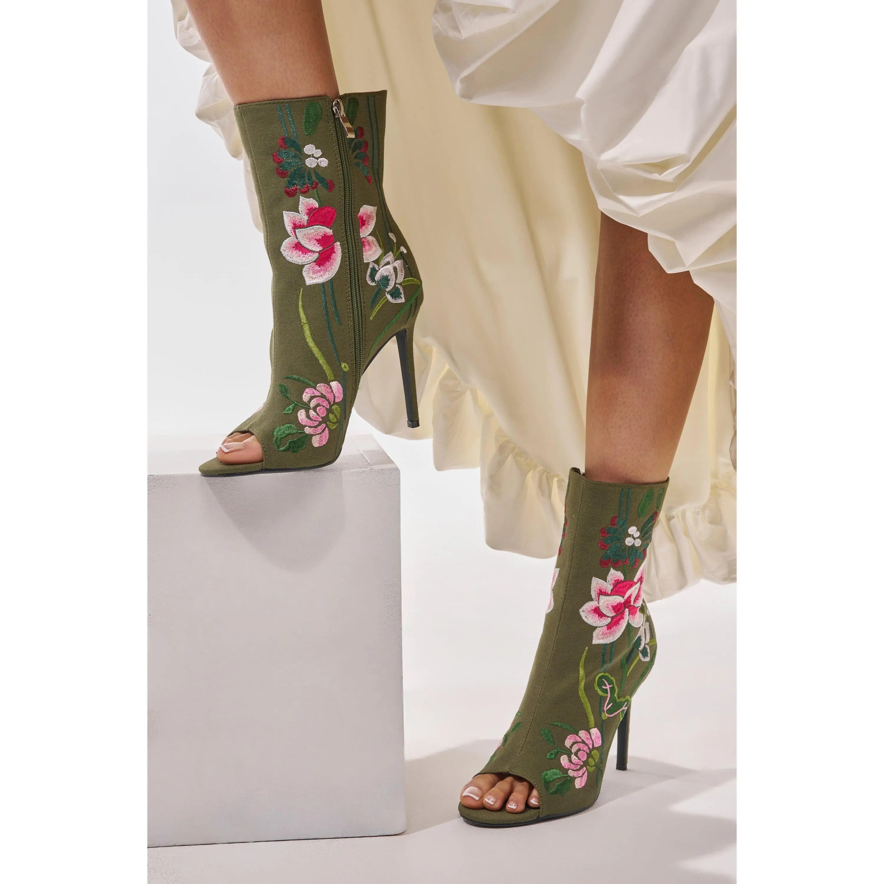 AZALEA WANG DENEVUE OLIVE OPEN TOE BOOTIE