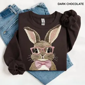 Retro Easter Bunny Sweatshirt, Vintage Happy Easter Shirt, Graphic Tee Girly, Funny Easter Bunny Sunglasses Easter Holiday, Printed T-Shirt , Gift Easter