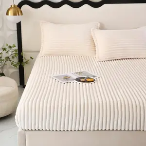 Solid Color Fleece Mattress Cover Set, 2/3 Counts/set Including 1 Count Mattress Cover & 1/2 Counts Pillowcase without Filler, Soft Warm Bedding Set for Bedroom, Bed Sheet Sets