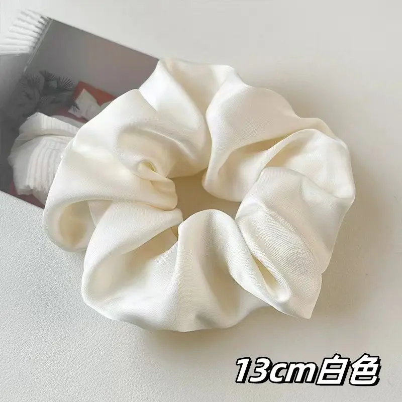 White 13CM