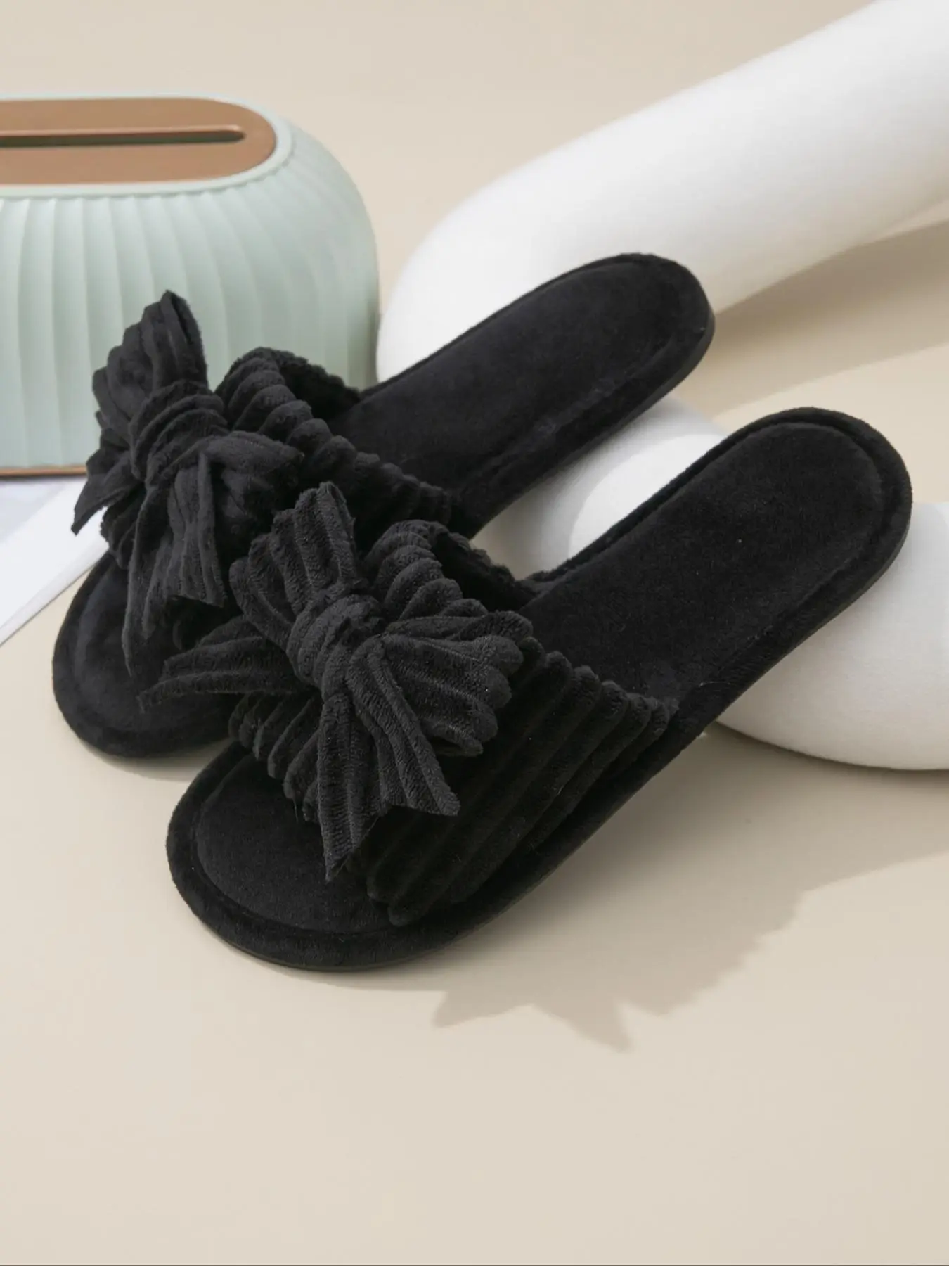 Women's Bow Decorated Slippers, Casual Soft Comfortable Textured Home Slippers for All Seasons, Simple House Shoes for Indoor and Outdoor