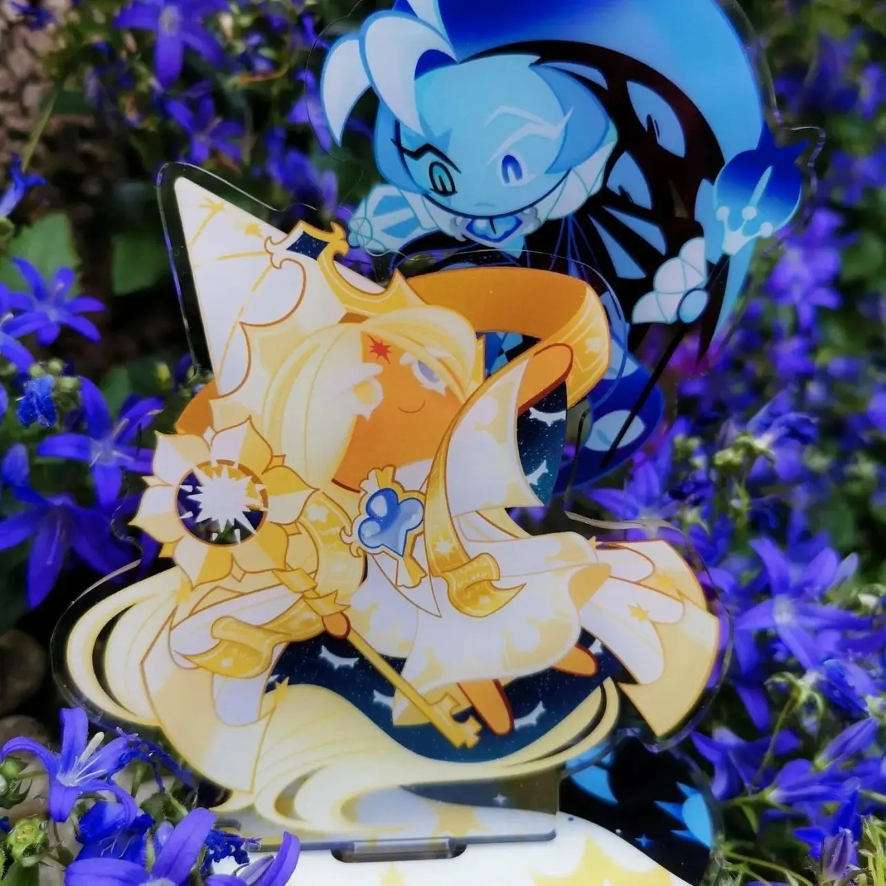 Shadow Milk Cookie and Pure Vanilla Cookie Acrylic Standee