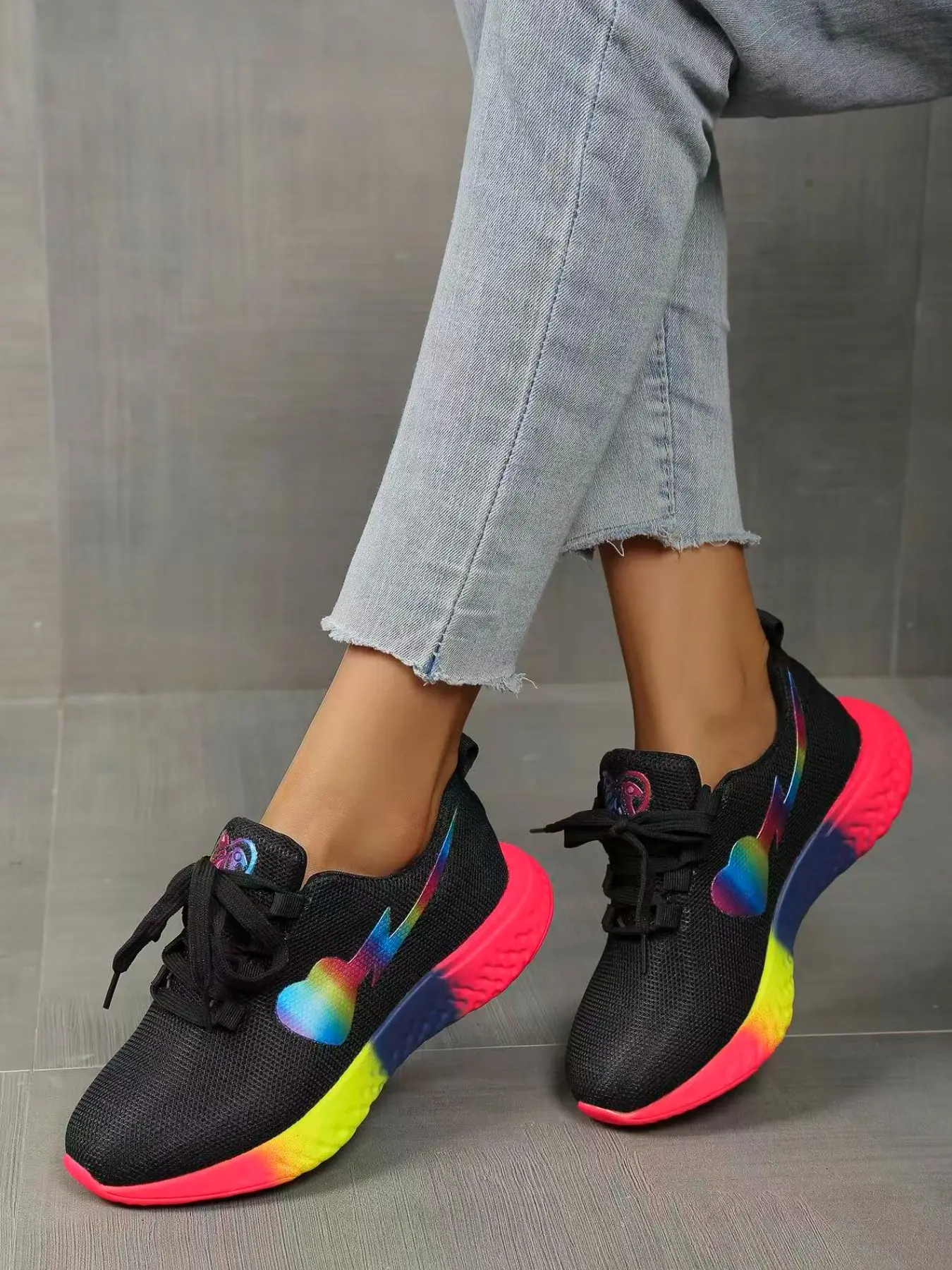 Dopamine Rainbow Gradient Dad Shoes for Women, Thick Sole Height Boost, Breathable Mesh, Casual Sports Shoes, Trendy Running Shoes, Athletic Running Shoes, Breathable Running Sneakers, Fashionable Running Shoes