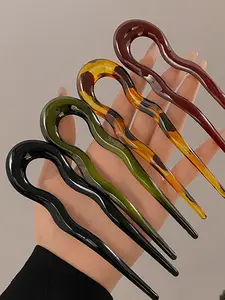 A fashionable and elegant U-shaped wavy hairpin, suitable for daily wear, vacation and dating occasions, and also a surprising and exquisite small gift, Hair Clips