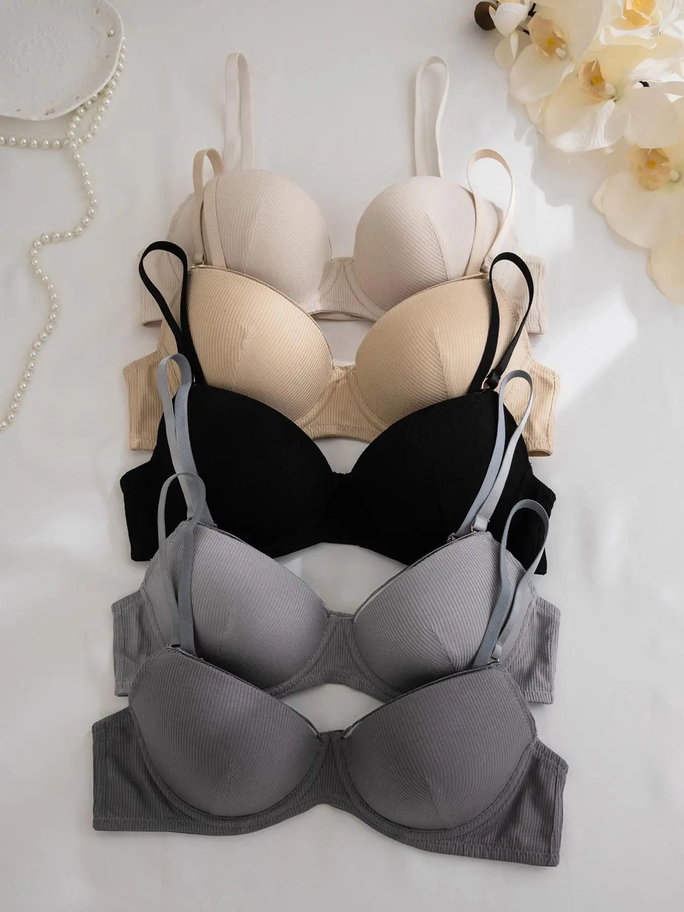 Women's Solid Adjustable Strap Underwire Everyday Bra, Adjustable Bras with Underwire, Soft Comfy Breathable Fit Medium Fabric Bra, Ladies Lingerie Underwear for All Seasons, Womenswear