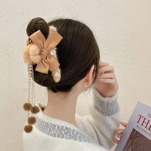 Pack of 3 Sparkly Claw Hair Clips – Durable ABS with Pendant Design – Fashionable, Eye-Catching Clips for Stylish All-Day Hold