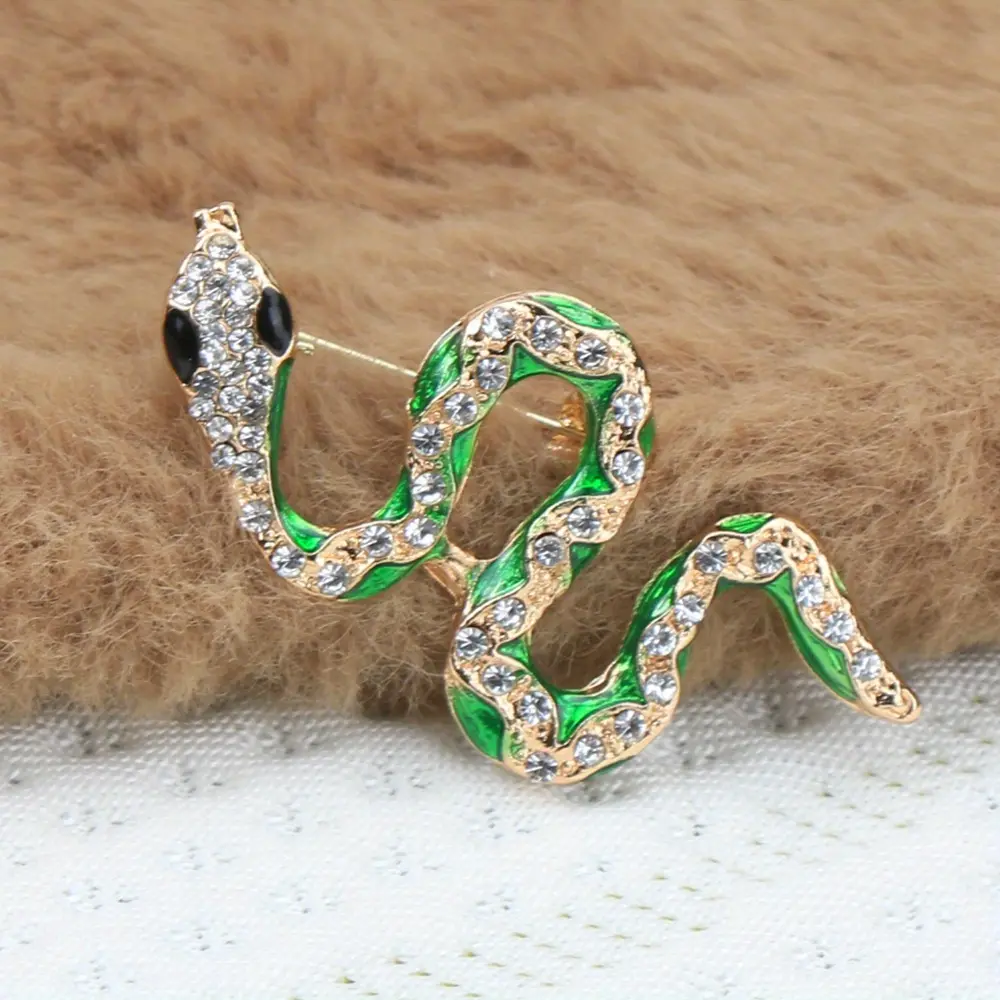 Cute Snake Brooch Pin 1 - Unisex Fashion Alloy Crystal Animal Lapel Pin for Suits, Collars