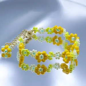 Chirimiri Daisy Seed Bead Bracelet – Beaded Item Flower Bracelet Sun Shine Jewelry, Friendship Jewelry Gift High-Quality Handmade Seed Beads, Everyday Wear Bracelet, Encouragement Gift & Holiday Present for Her
