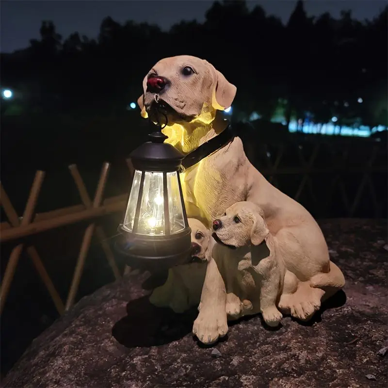 A Solar Garden Statue Labrador Dog Ornament, Solar LED Decorative Signs and Plaques, Garden Resin Crafts Dog Ornament, Creative Dog Ornament for Terrace, Lawn, Walkway, Garden Art Decoration
