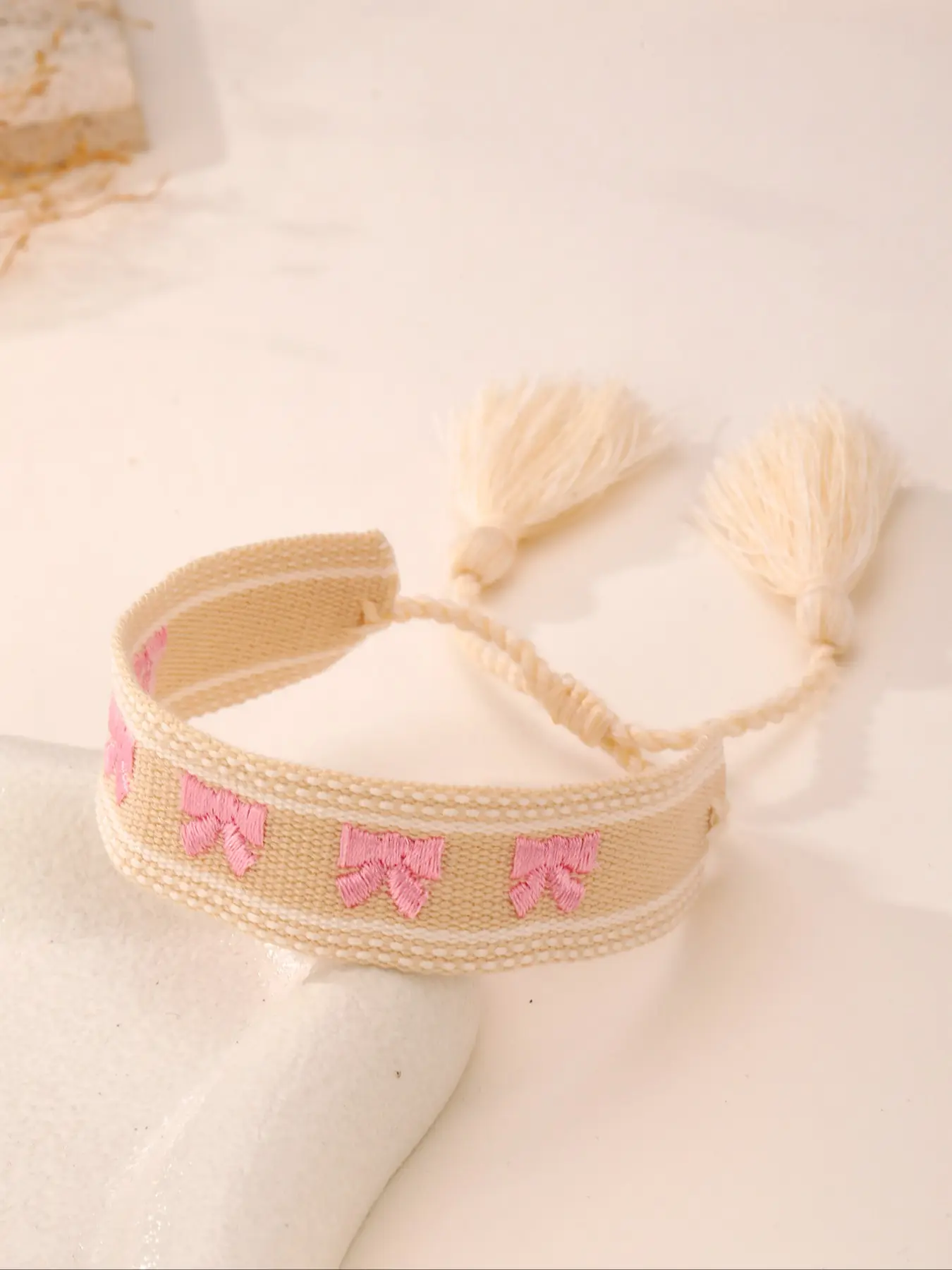 Handmade Embroidered Bowknot Bohemian Style Fashion Bracelet, Perfect Gift for Family Friends, Ideal for Parties Travel Daily Wear