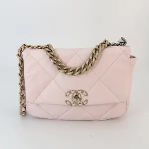 Pre-owned CHANEL lambskin Crossbody Bags Medium 19 Flap Bag Pink Handle Bags