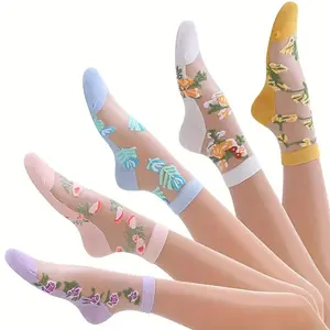 Women's Floral Embroidery Contrast Lace Ankle Socks, Casual Comfy Breathable Socks for Daily Wear, Ladies Socks for All Seasons