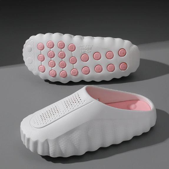 Couple Style Closed-Toe Slides with Thick Sole — Lightweight, Soft Non-Slip Soles, Wear-Resistant; Suitable for Home/Shower Use and Casual Outdoor Wear