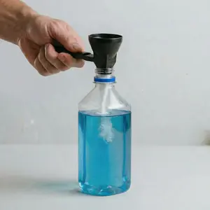 SlideScoop™ – No-Spill Protein & Supplement Funnel