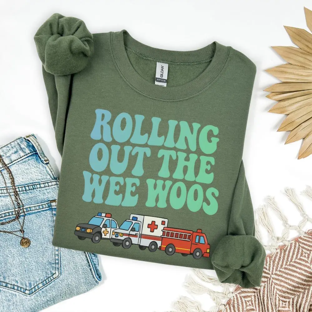 911 Dispatcher Sweatshirt: Rolling Out The Wee Woos - Cozy Gift