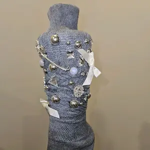 Junk Socks - Gray Knit Design with Decorative Elements, Elastic Fit, Ideal for Casual Wear