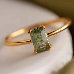 [Natural Moss Agate Ring] Golden-Tone Rectangle Natural Moss Agate Ring for Women | Four-Prong Setting, Nature-Inspired Design for Casual Attire, Parties & Vacations - Random Greenish-Blue/Green Tones, Party Accessory, Vacation Jewelry, Elegant Accessory