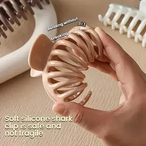 （Buy one, get one free）Soft Silicone Hair Claw Clips for Women • Retro Minimalist Design • Non-Slip Grip • Perfect for Parties, Dates & Everyday Hairstyles • Cute Hair Clips • Date Night Accessories • Nonslip Grip Clips