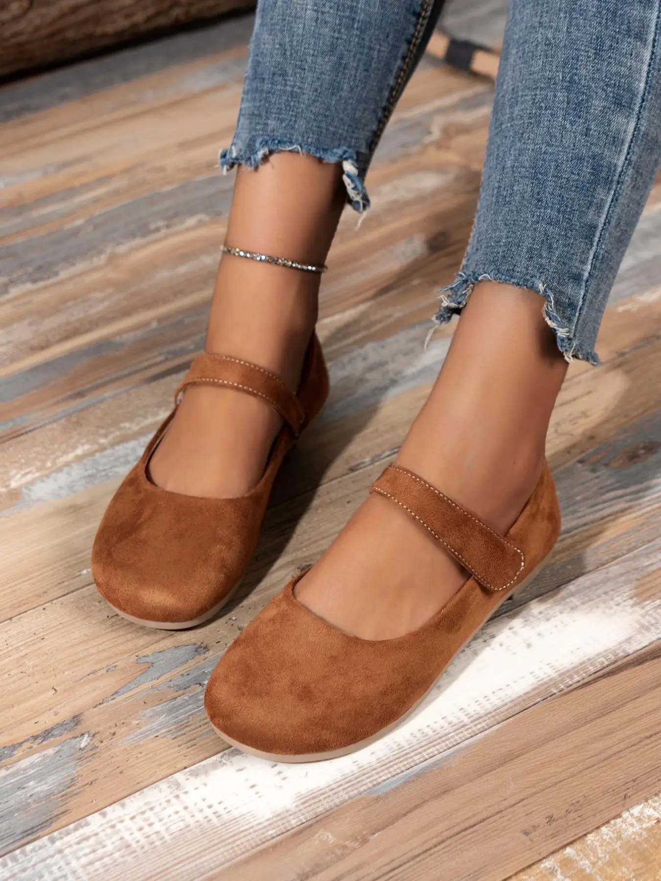 Women's Solid Color Round Toe Flat Shoes, Casual Comfortable Velcro Flats for Daily Wear, Lightweight Breathable Shoes for All Seasons