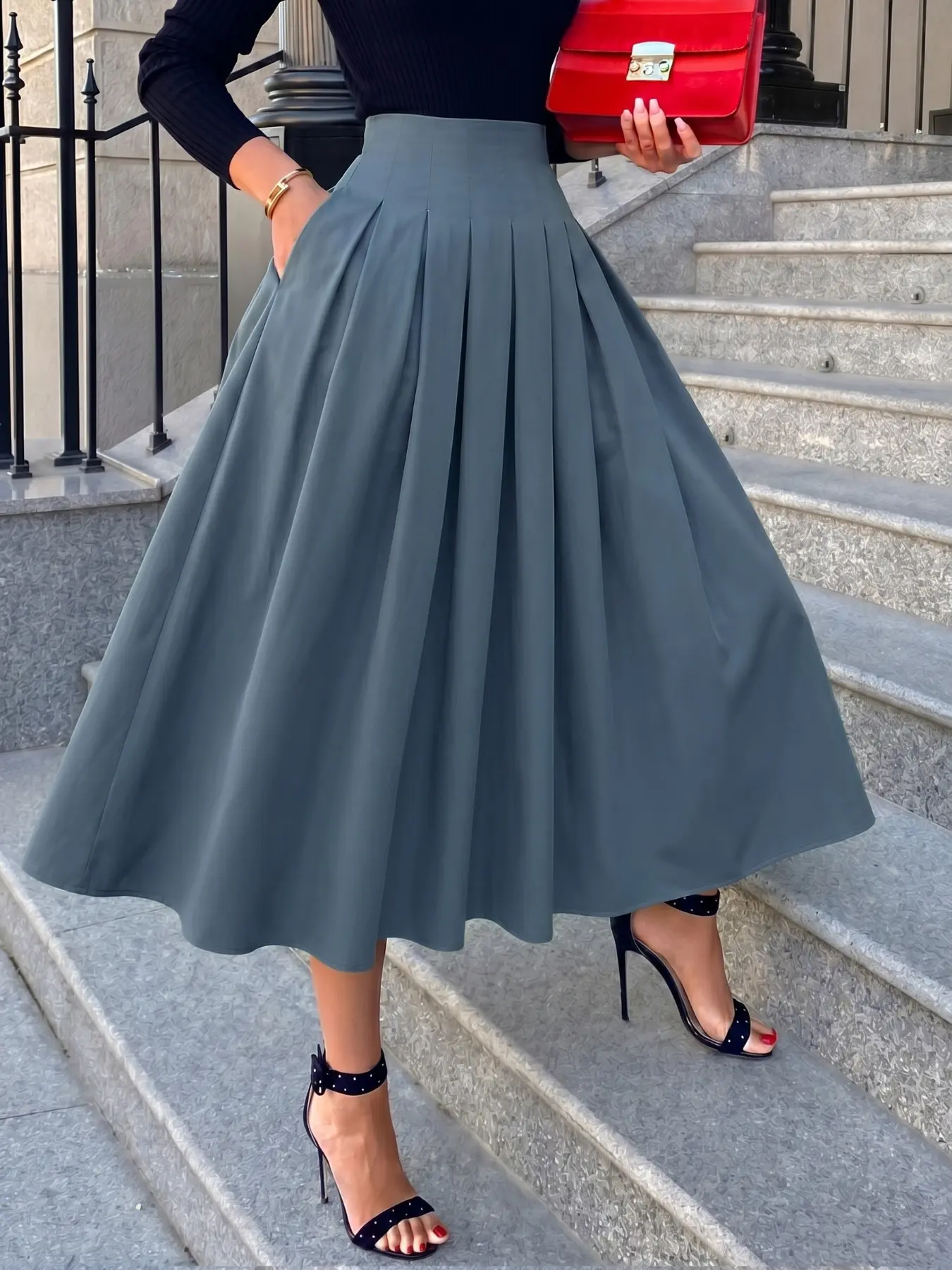 Women High Waist Pleated A-Line Skirt with Pockets, Casual Loose-Fitting Long Skirt, Spring & Fall Fashion, Solid Color, Zip Closure