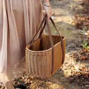 Woven Basket with Handle, 1 Count Handcrafted Rattan-look Plastic Woven Basket, Vintage-inspired Design Handheld Picnic Basket for Outdoor Picnics, Storage, and Home Use, Organiser