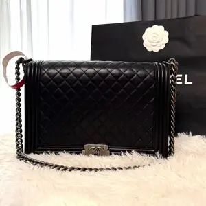 Pre-owned CHANEL Boy Large | Black Quilted Leather Silver Hardware,2012 Vintage|19721323