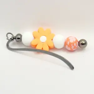 Flower Theme Beaded Bookmark for Book Lovers - Unique and Eye-Catching Accessory for Christmas Gifts