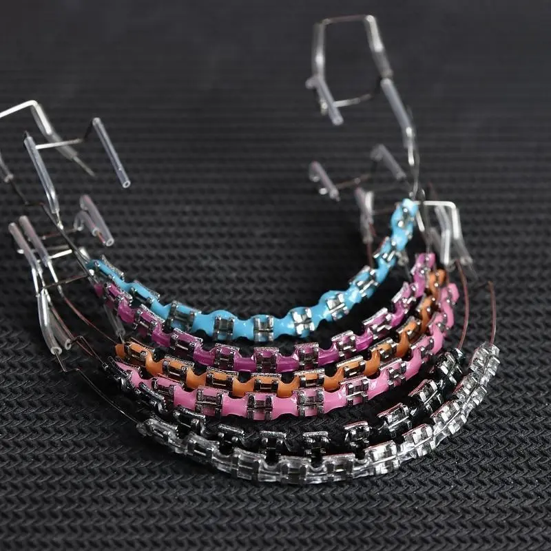 Temporary Braces 2-Piece Set Fashion Zipper Decoration Teeth, with Novel Upper and Lower Jaw Hooks, Colorful Plastic Orthodontic Accessories Oral