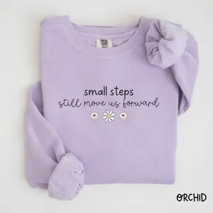 Comfort colors Physical Therapy Cotton Crewneck Physical Therapist Graphic T-shirt Dpt Graduate Gift Pt Student Machine Washable T-shirt Doctor Of Physical Therapy Crewneck Cute Pt Gifts