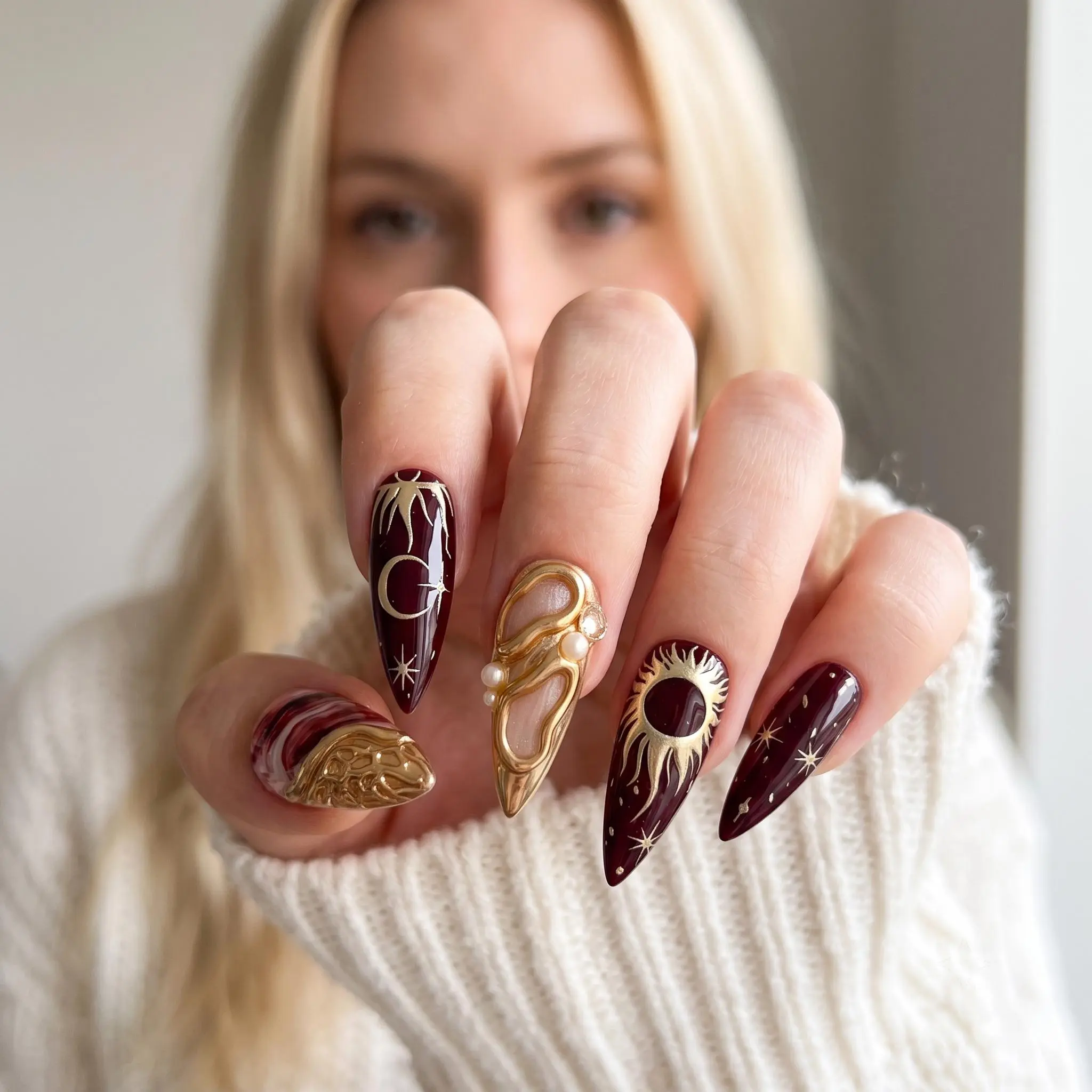 Zatvios Glamorous Burgundy Marble Long Almond Press-On Nails, 30-Piece Reusable Set with 3D Raised Gold Sun-Moon-Star Charms, Holiday Dark Academia Nail Art Accessories, 3D Raised Charms
