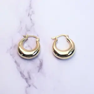 18k Solid Gold Morgan Hoop Earrings: Timeless Chic Statement