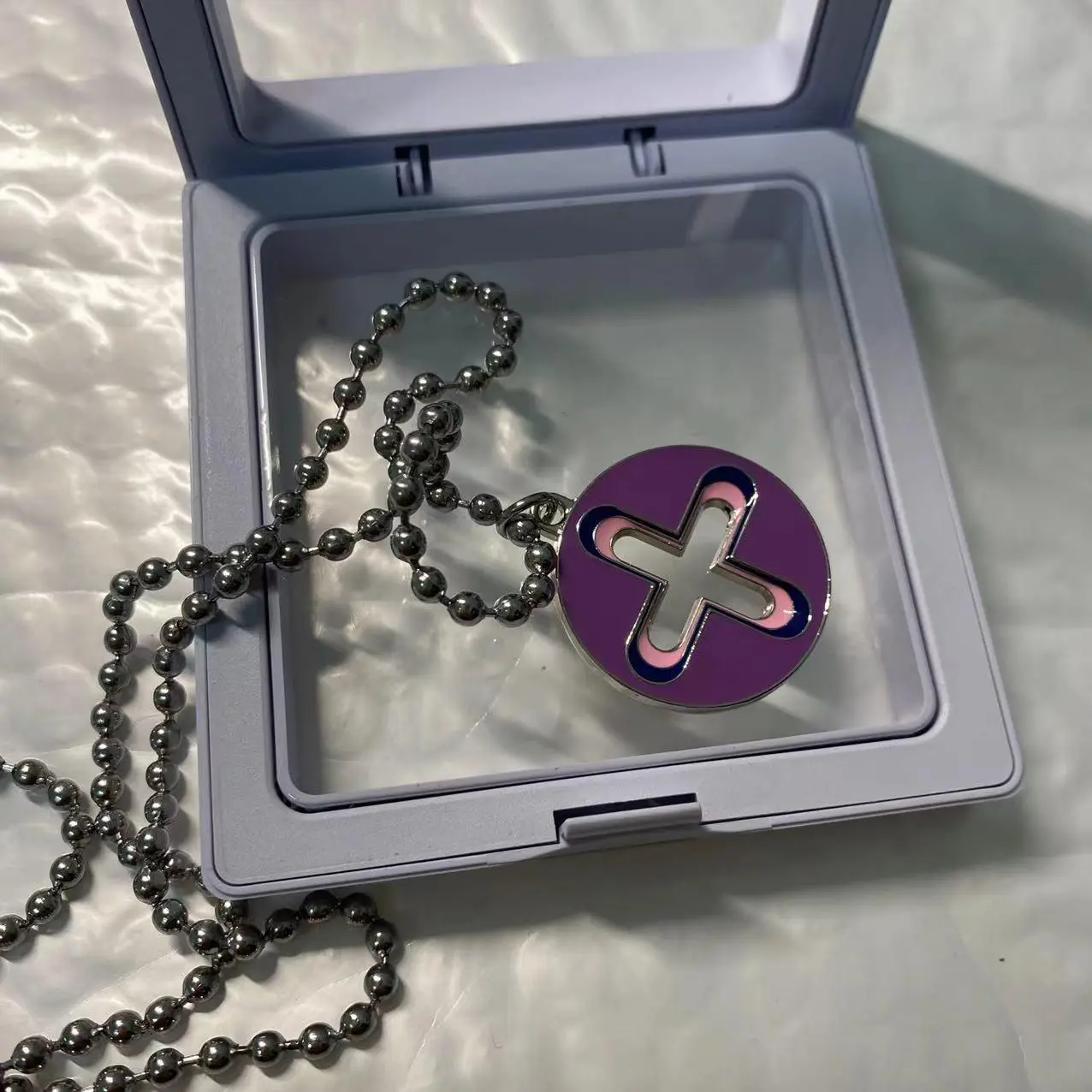 Fashion Four-corner Ball Pendant Necklace Personality Hip Hop Trend Niche Necklace Fine Jewelry Gifts for Men and Women Fashion Four-corner Ball Pendant Necklace Personality Hip Hop Trend Niche Necklace Fine Jewelry Gifts for Men and Women