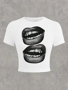 Women's Slim-Fitting Long Sleeve Top, Vintage Camo Print, Perfect for Fall & Winter, Streetwear, Parties, Retro Theme