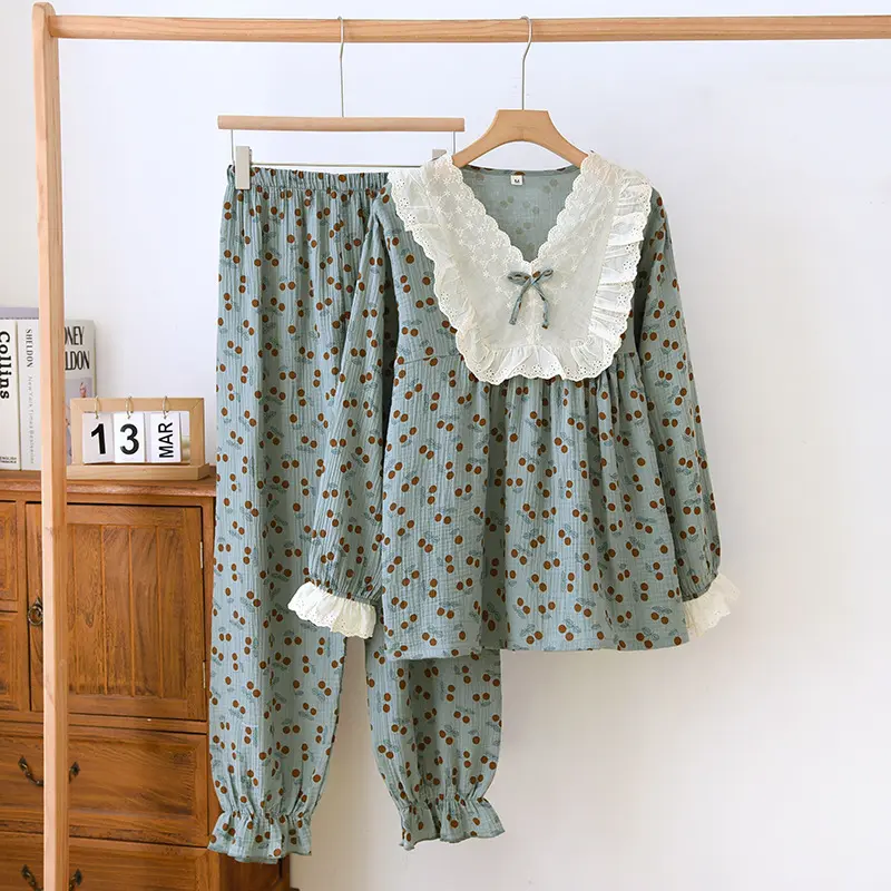 Lace collar vintage green cherry long se