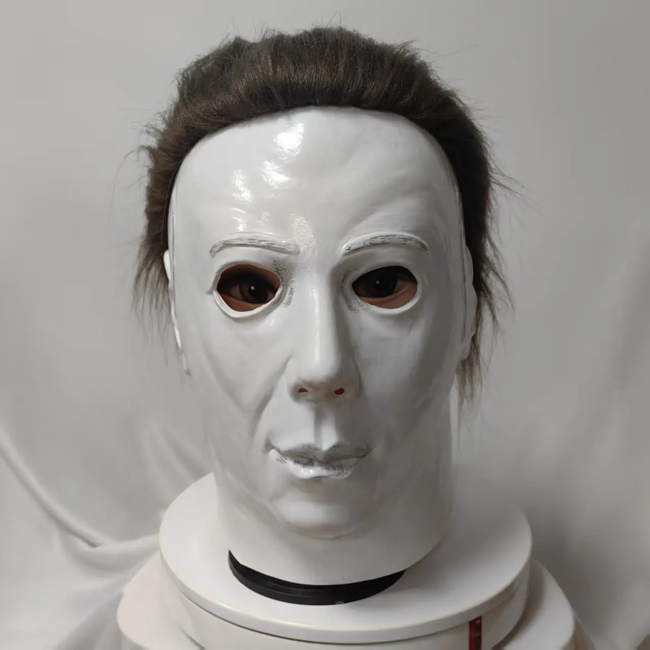 New Halloween Michael Myers Latex Costume Mask, Creepy Scary Cosplay Headgear for Men, Party Face Masks White Face Prop for Performance